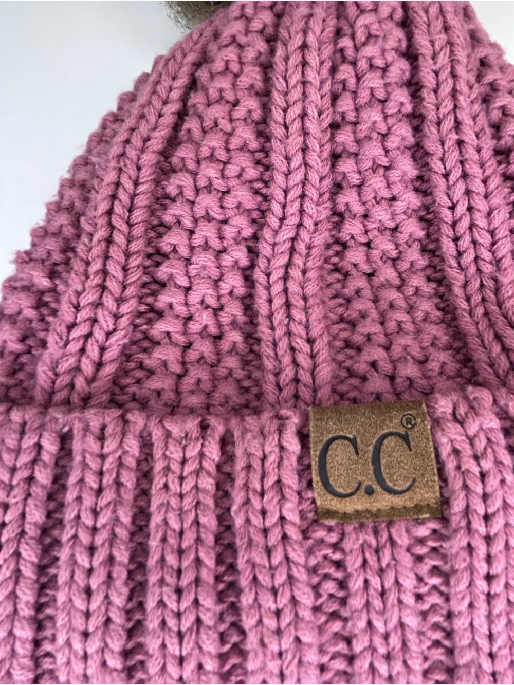 C.C Exclusives Mauve Pink Faux Fur Pom Pom Chunky Knit Beanie - Picture 8 of 9